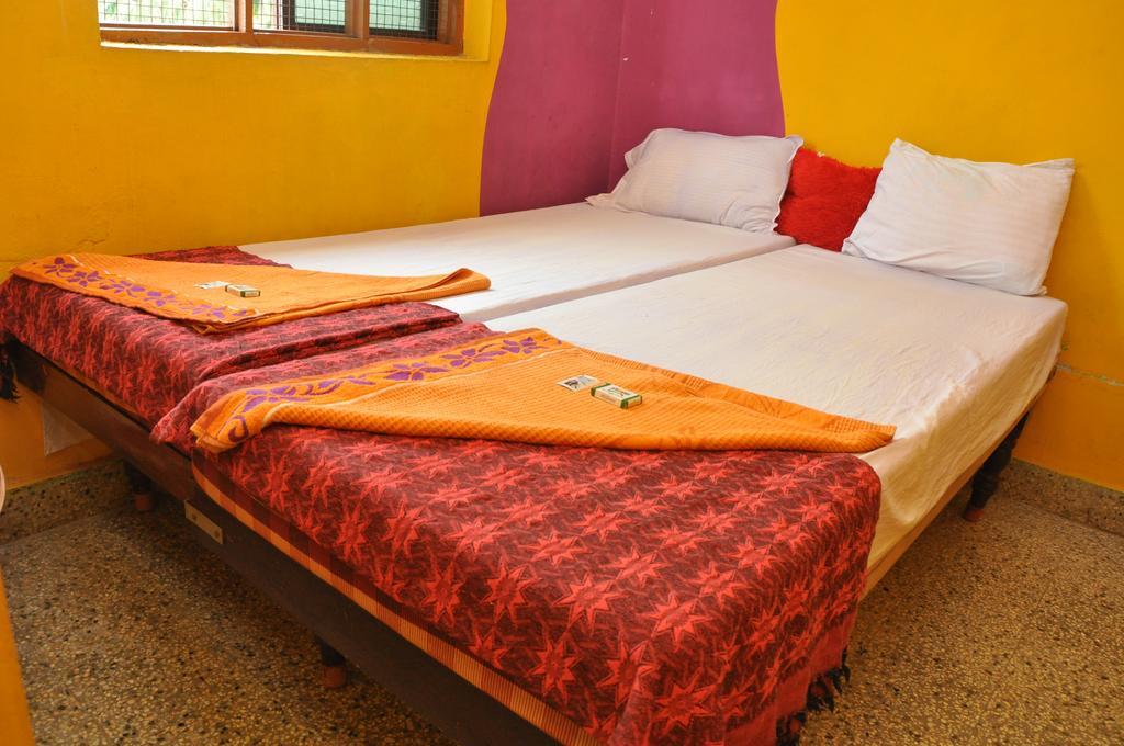 Vicky'S Home Stay Hampi Esterno foto